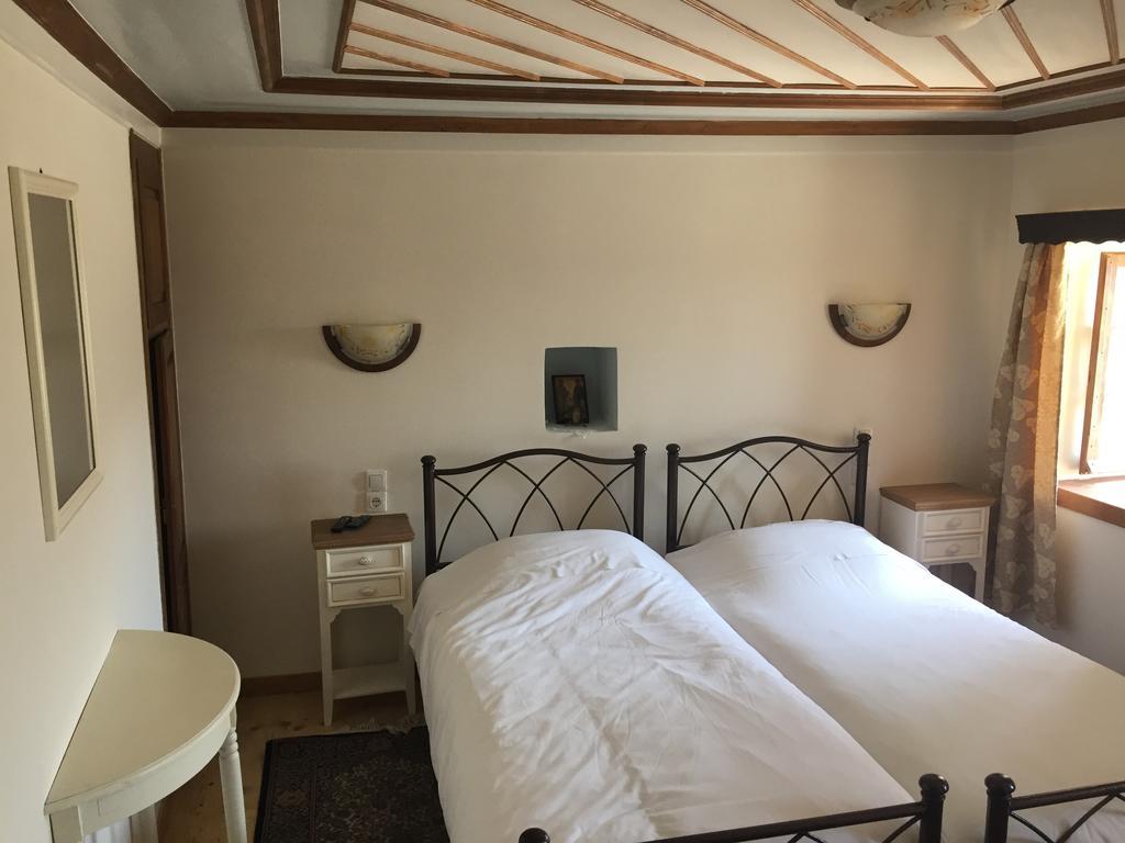 Elafotopos Hotel Luaran gambar