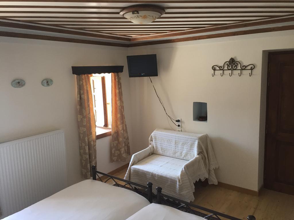 Elafotopos Hotel Luaran gambar